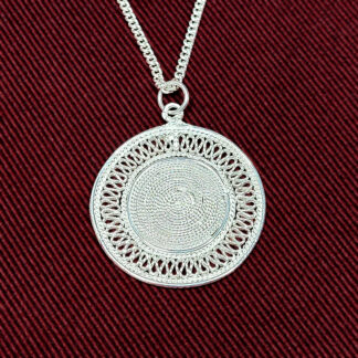 Filigraantehnikas ripats ketiga