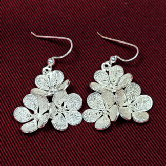 Filigraantehnikas kõrvarõngad "Kirsiõied"